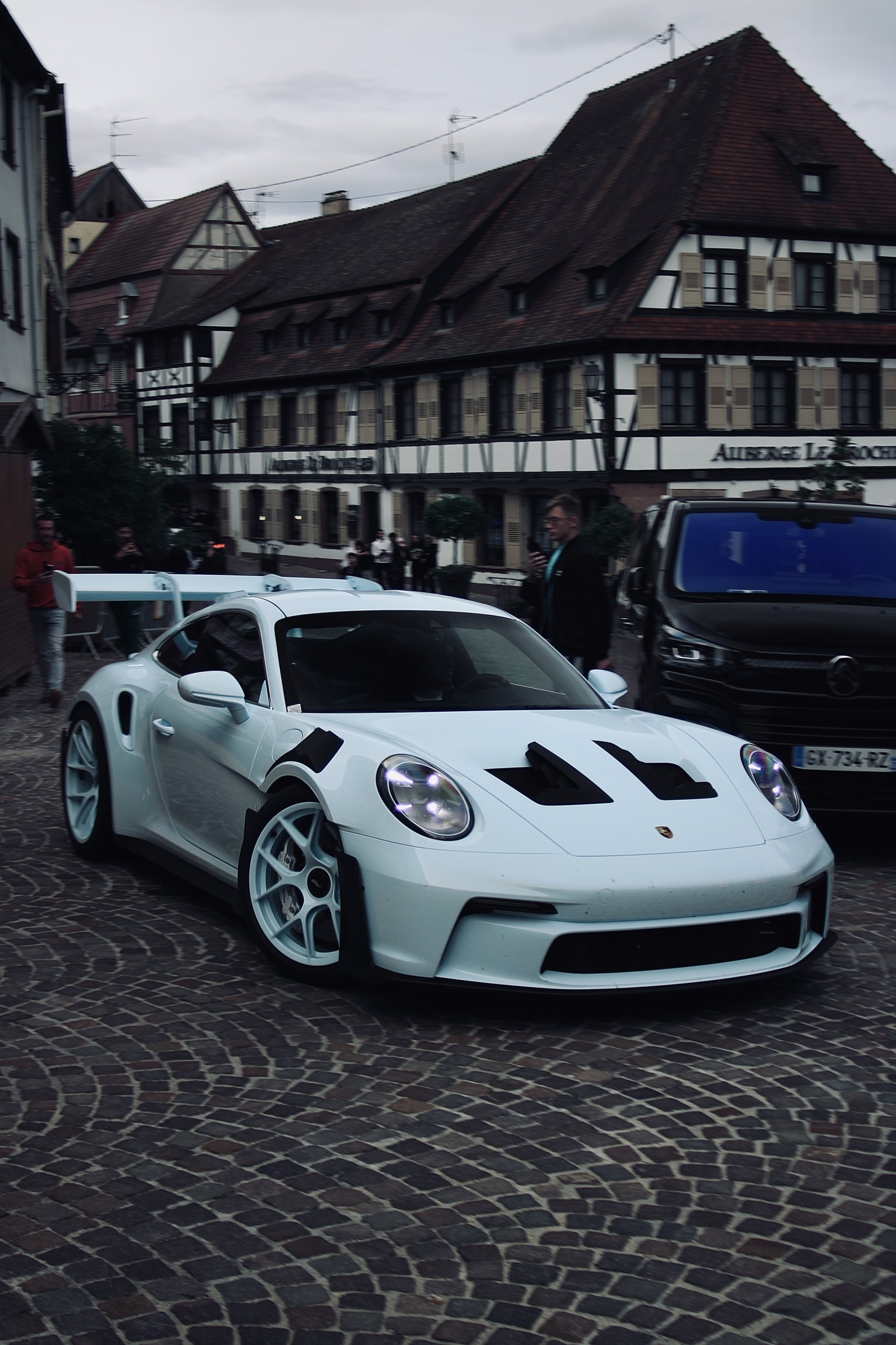 Porsche 911 GT3 RS (992) in Coppaflorio Blue